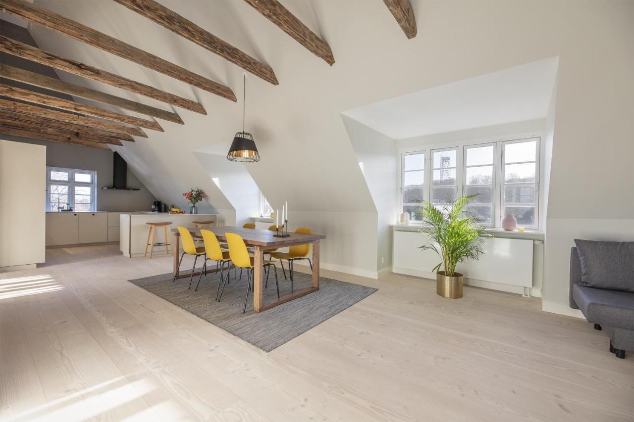 Aday - Modern Living - Balcony Room Άλμποργκ Εξωτερικό φωτογραφία